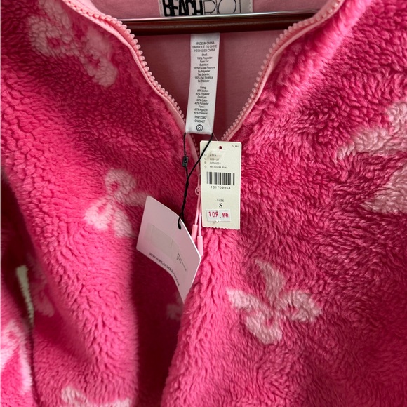 Beach Riot X Anthropologie Leona Sherpa Pink Bows - NWT - Picture 3 of 4